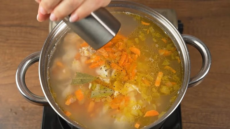 Готовлю этот рыбный суп, когда хочется чего-нибудь легкого, горячего, наваристого, но не жирного